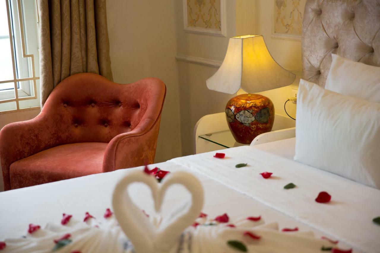 Aquamarine Hotel & Travel Hanoi Bagian luar foto