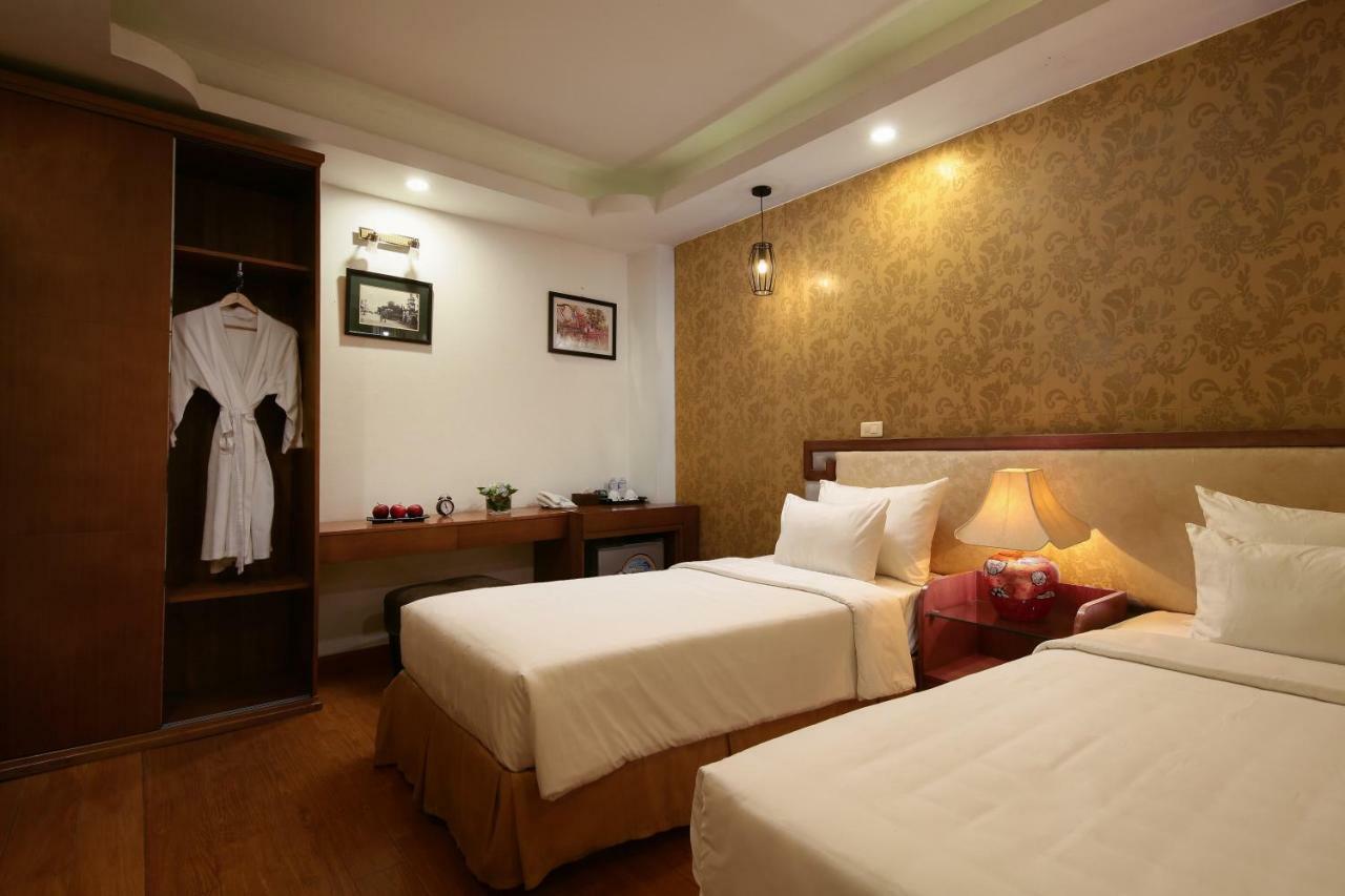 Aquamarine Hotel & Travel Hanoi Bagian luar foto