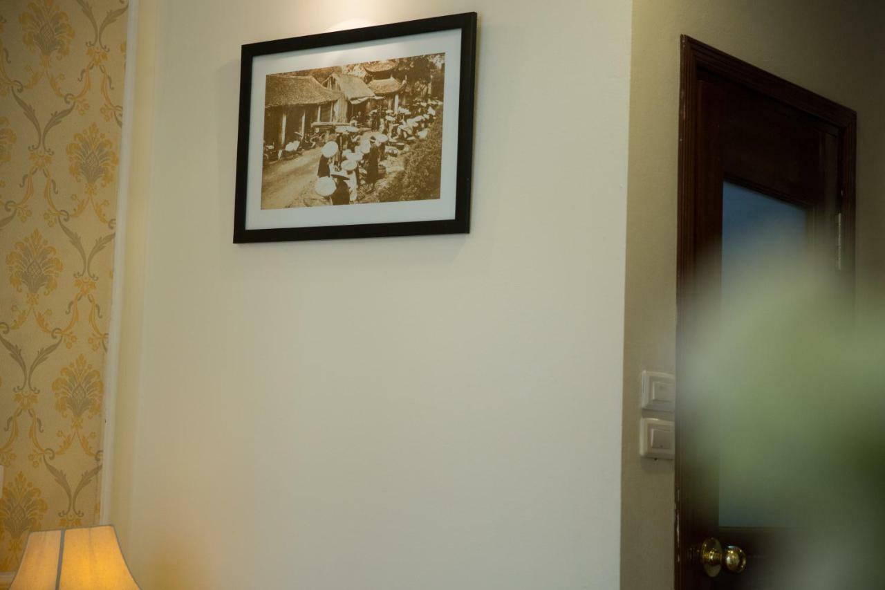 Aquamarine Hotel & Travel Hanoi Bagian luar foto