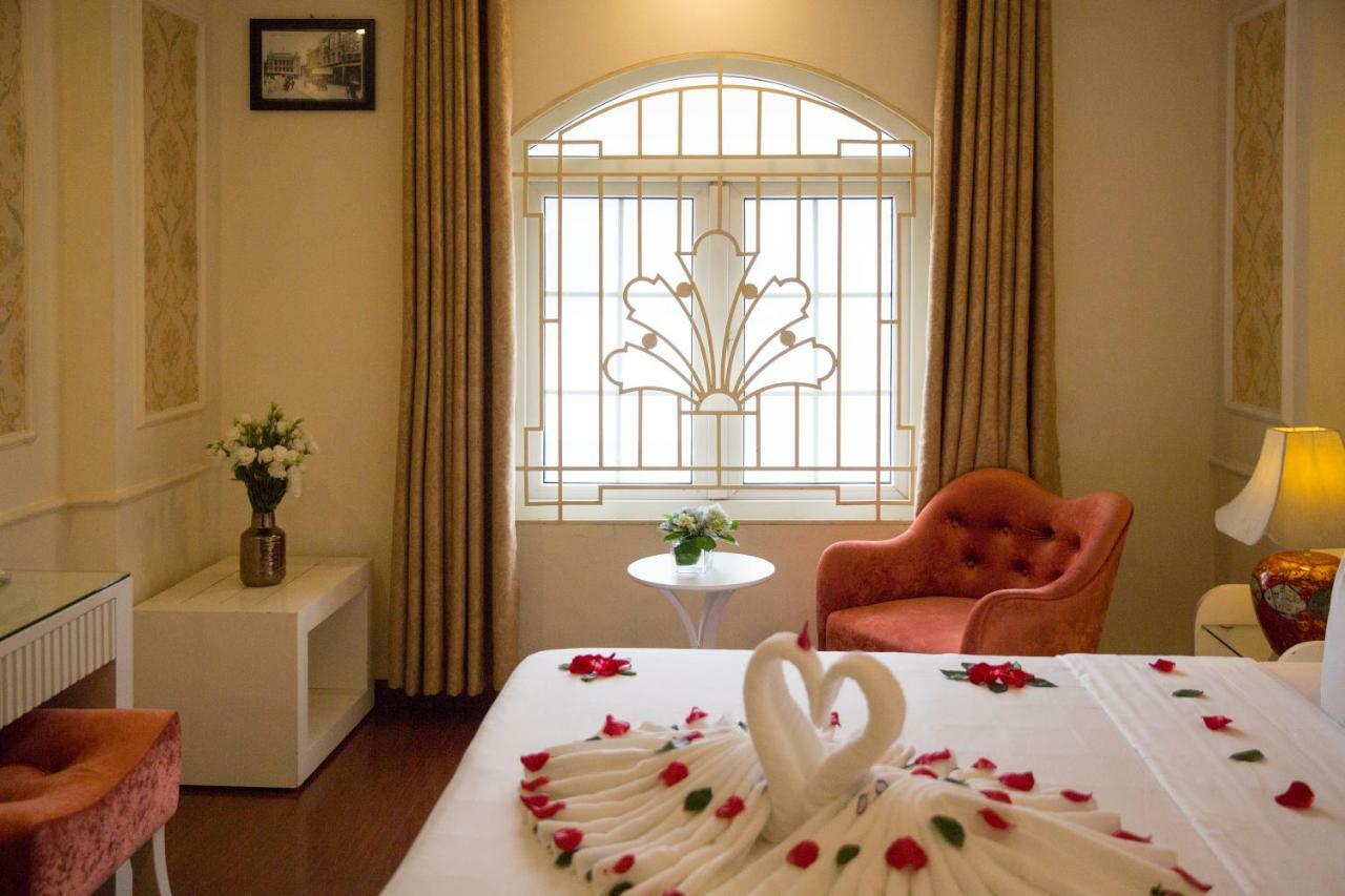Aquamarine Hotel & Travel Hanoi Bagian luar foto